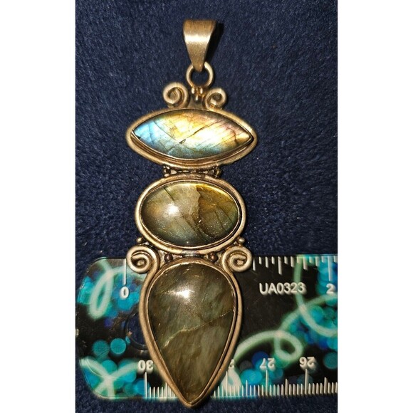 Labradorite 925 Silver Pendant Charm - Picture 2 of 6